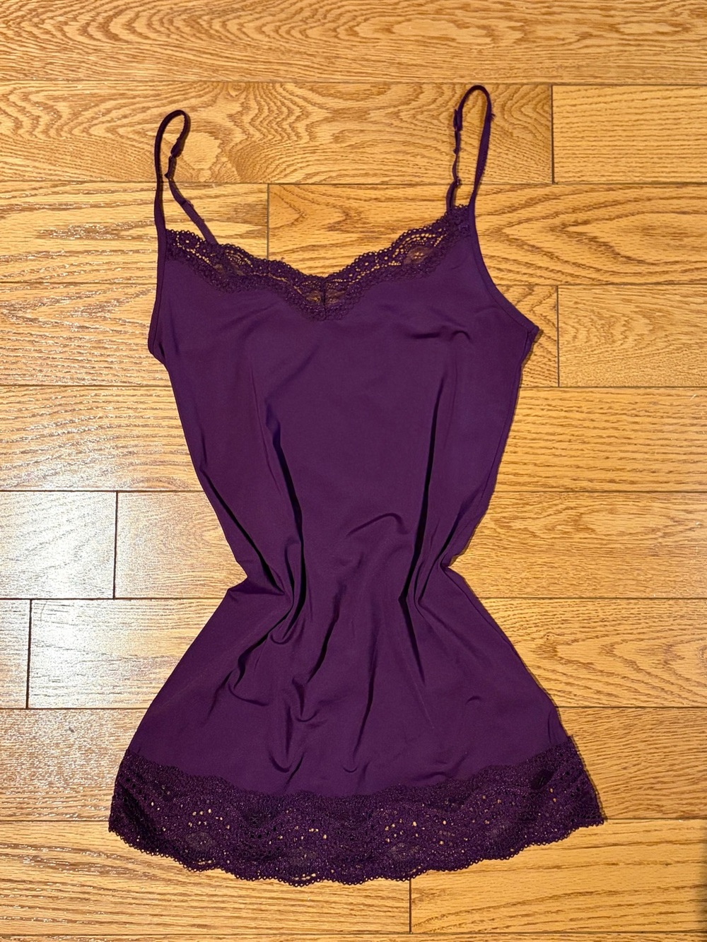 🌸 3/$30 // Y2K Women's Lace-Trim Chemise Camisole - Deep Plum